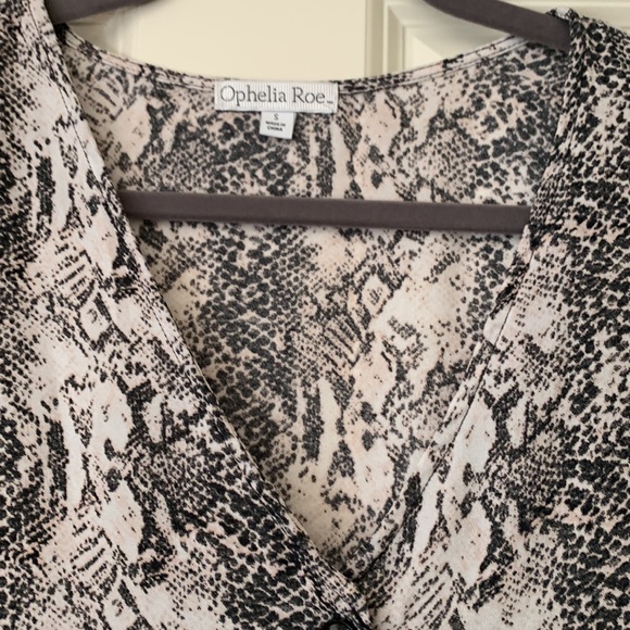 Ophelia Roe tunic top - Picture 2 of 5